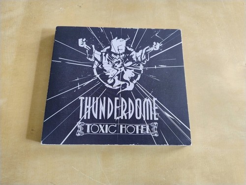 Thunderdome toxic hotel 2011 - thunderdome,